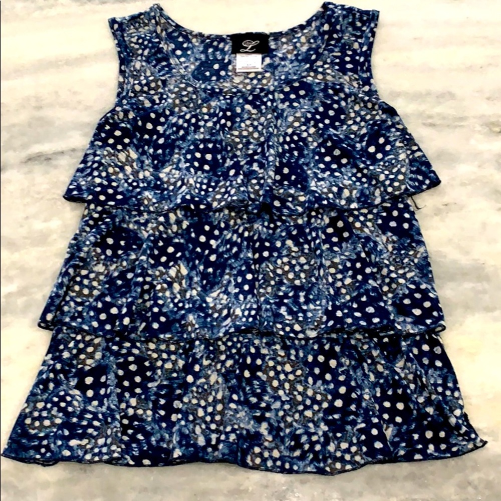 Sleeveless ruffled blouse